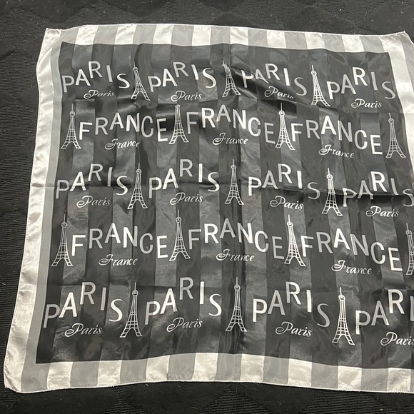 Vintage PARIS motif Black and White France themed Print Silky Scarf
Great 🎁 - Picture 1 of 9